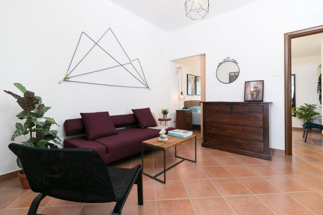 Casa Elisabetta Shortlets Apartment Caposele Bagian luar foto