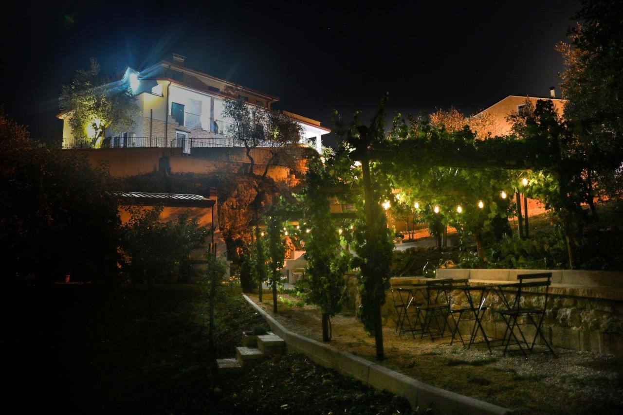 Casa Elisabetta Shortlets Apartment Caposele Bagian luar foto