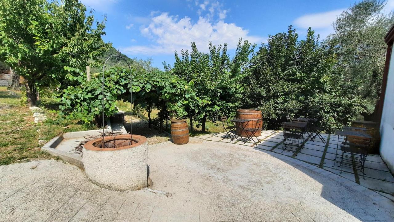 Casa Elisabetta Shortlets Apartment Caposele Bagian luar foto