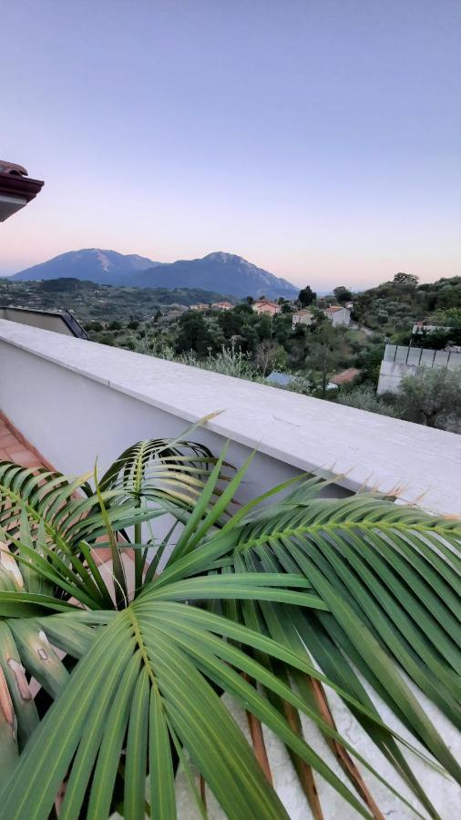 Casa Elisabetta Shortlets Apartment Caposele Bagian luar foto