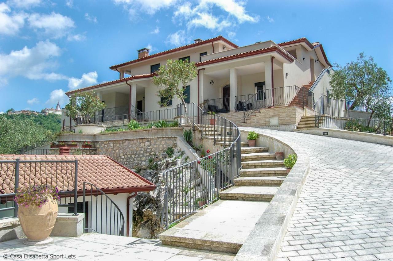 Casa Elisabetta Shortlets Apartment Caposele Bagian luar foto